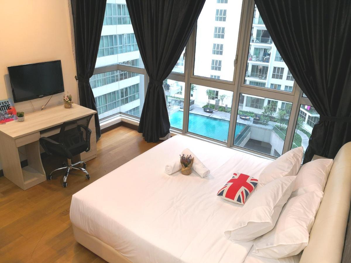 Klcc Inifinity Pool - The Regalia Residences & Suites By Kl Minsu Kuala Lumpur Exterior photo